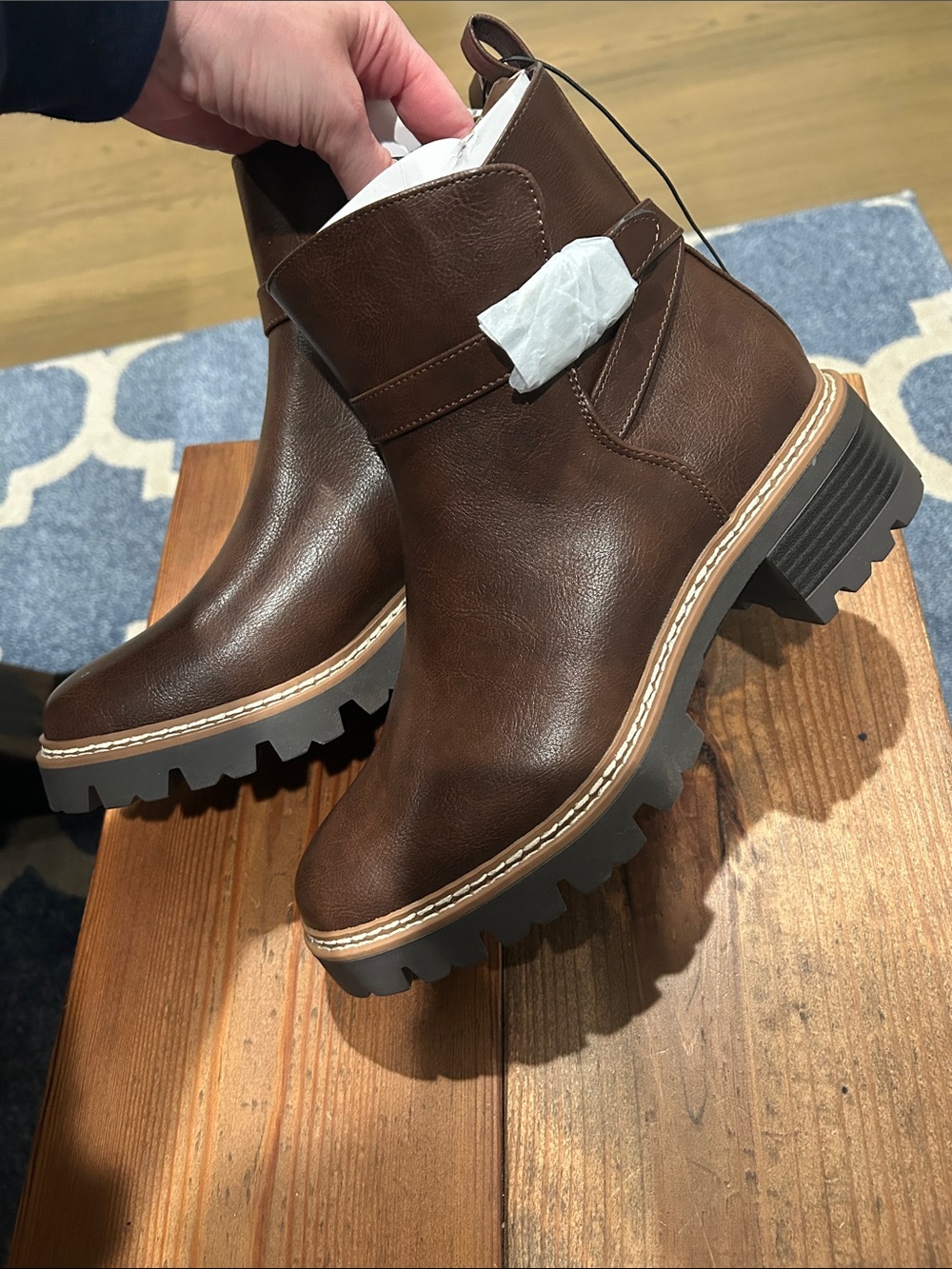8.5 Women’s Brown Leather Lug Sole Ankle Boots